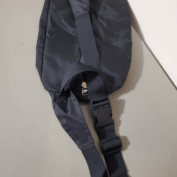 90s Nike Convertible Vintage Fanny Pack Packable Backpack Travel Bag Festival - Picture 4 of 10